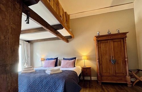 Wilsum Cama Y Desayuno | Luxury B&B room at Hofstede de rieke Smit - room 1