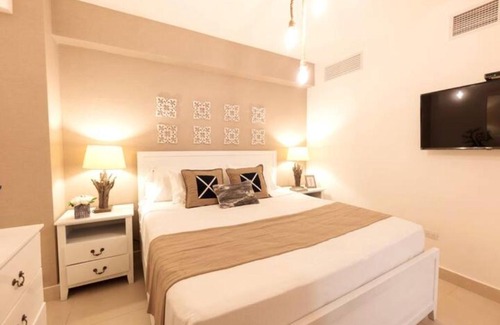 Juan Dolio - El Pueblo Apartamento | Luxury Beachfront 2BR at Las Olas, Juan Dolio