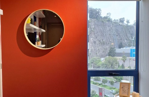 Lomas de Santa Fe Apartamento | Luxury Bauhaus Nest (Pool/Gym/Park/Restaurant)