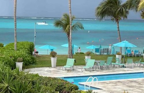 The Bight Apartamento | Luxury Beachfront Apartments Grace Bay Beach