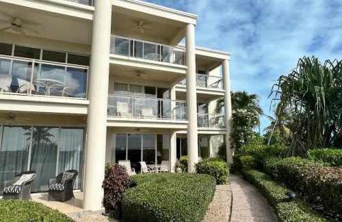 The Bight Apartamento | Luxury Beachfront Apartments Grace Bay Beach