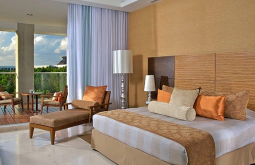 Playacar Complejo | Luxury, Beach Adjacent 2BR 2.5BA GRAND LUXXE Master Suite 2600sft. (Sleeps 6-8)