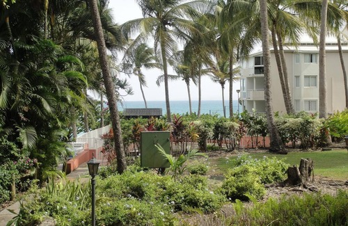 Pointe de la verdure Apartamento | Luxury beach access apartment - sleeps 5