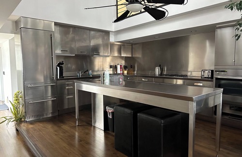 Milford Casa | Luxury Direct Waterfront Beach Home, perfecto para familias de 5 o menos
