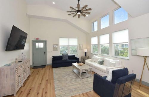 Marineland Acres Casa | Luxury Beach Home with Heated Pool