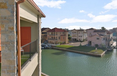 North Beach Apartamento | *Luxury Beach Lighthouse Getaway With Shore View!*