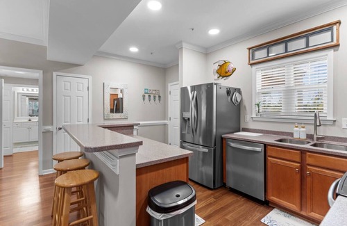 Southport Apartamento | Luxury: Beach, Pool, Golf, Boat Ramp, Pickle Ball