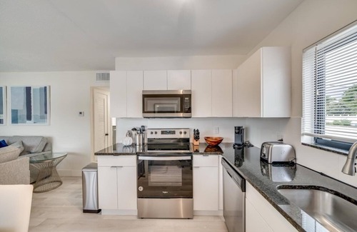 Imperial Point Apartamento | Luxury beach resort for 6 ppl with pool