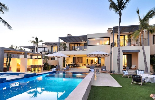 El Médano Ejidal Villa | Luxury Beachfront Villa in Cabo with Private Chef, Butler. Pool, Best Location!
