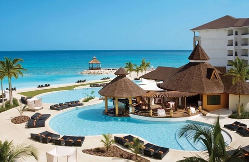 Montego Bay Complejo | Luxury Beachfront All Inclusive Resort Jamaica