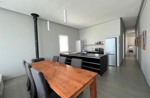 Langebaan Villa | Luxury Beachfront Cottage