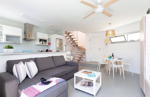 El Medano Apartamento | Luxury Beachfront Penthouse **Covid Free**