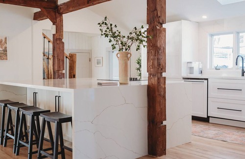 Wainfleet Casa | Luxury beachfront retreat w/hot tub - Sleeps 14