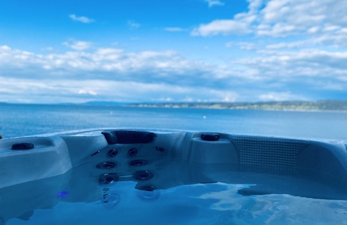 Camano Island Casa | Luxury Beachfront Retreat w/ Hot Tub, Fireplaces, Patio, Easy Beach Access