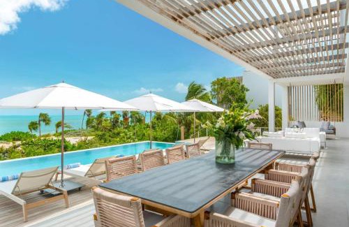 Leeward Settlement Villa | Luxury Beachfront Villa at Beach Enclave Long Bay