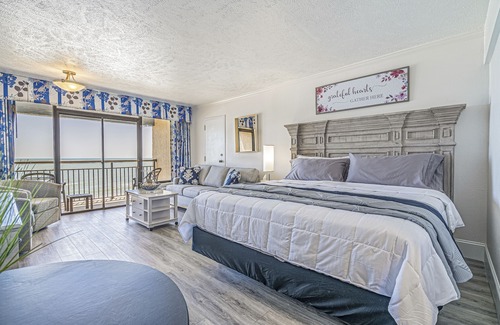 Myrtle Beach Complejo | Luxury Beachfront Condo w/ resort amenities, newly remodeled, direct ocean views