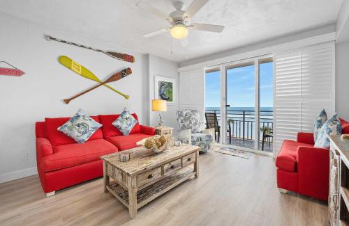 Brush - Stewarts Casa | Luxury Beachfront Villa Resort Ocean Walk