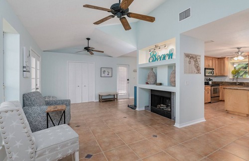 Beau Jeans Of Melbourne Beach Casa | Luxury Beachside OASIS with Private Pool - Steps to private beach & restaurants
