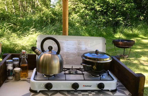 Auzances Cabina | Campana de lujo Glamping en el corazón de la Francia rural