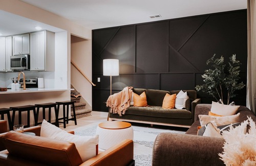 New Albany Casa | Luxury Bourbon Trail & Derby Stay.