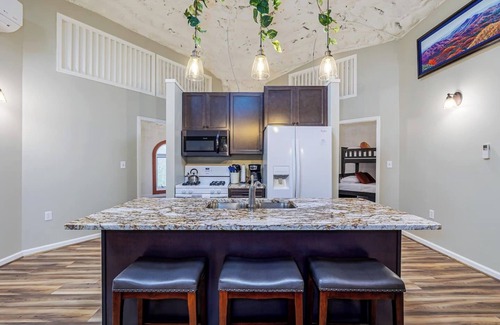 Stanley Apartamento | Luxury Bunker Retreat | Shenandoah Views & Ultimate Seclusion