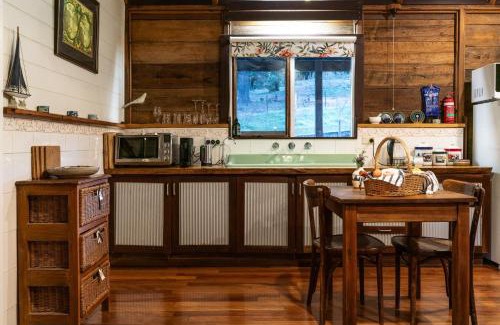 Termeil Casa | Luxury Cabin Bawley Ridge Farm, dog friendly