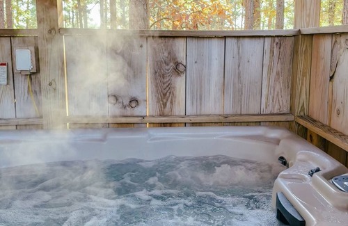 Bismarck Cabina | Luxury cabin getaway on a 40 acre retreat