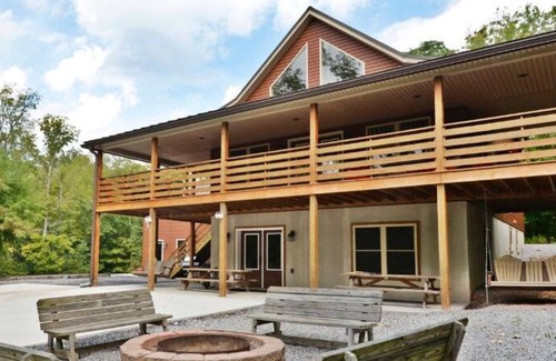 Huntingdon Cabina | ¡NUEVOS recorridos virtuales! VACACIONES Noviembre y diciembre Fechas abiertas! Arce de Azúcar: Chalets de Raystown