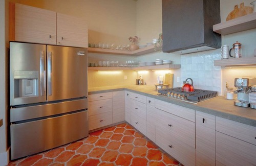 Angel Fire Cabina | NEW Stunning Mountain Trail Retreat