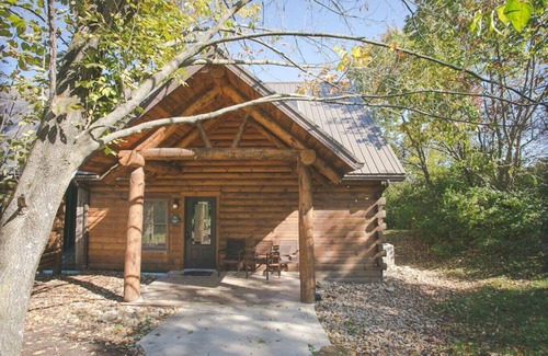 Millersburg Cabina | Impresionante cabaña: bañera de hidromasaje, cocina, sala de estar, anillo de fuego: 8 plazas