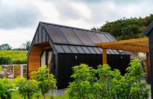Newry Cabina | Luxury Cabin with Private Hot Tub 5