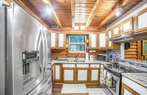 McDonough Cabina | Luxury Cabin With Sauna and Hot Tub
