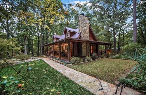 McDonough Cabina | Luxury Cabin With Sauna and Hot Tub