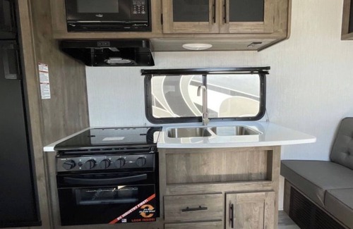 Casco Casa | LUXURY CAMPING IN THE HEART OF THE MAINE LAKES REGION MINUTES TO NAPLES CAUSEWAY