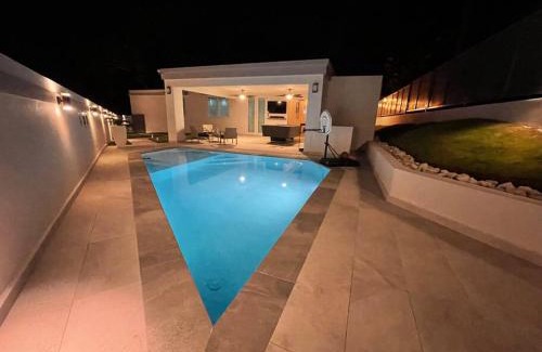 Cupey Casa | Luxury Casa CALIAD