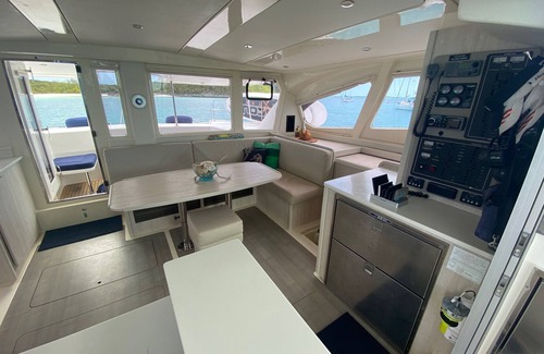 Staniel Cay Alquiler De Eote | Viajes en catamarán de lujo en el área de Exumas y Staniel Cay