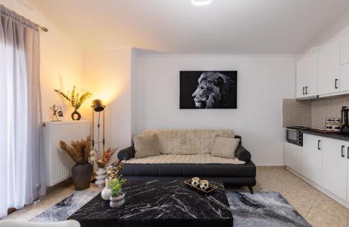 Xanthi Apartamento | Luxury Central Apartment 2