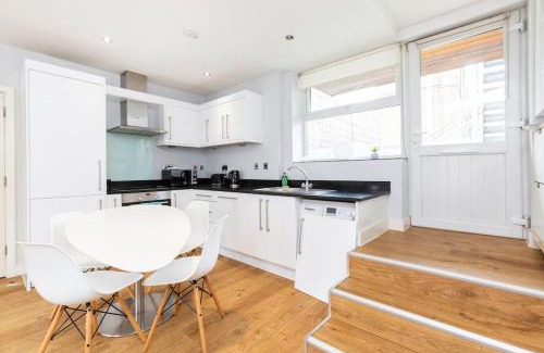 Camden Town with Primrose Hill Apartamento | Luxury Central Camden Apartment C1