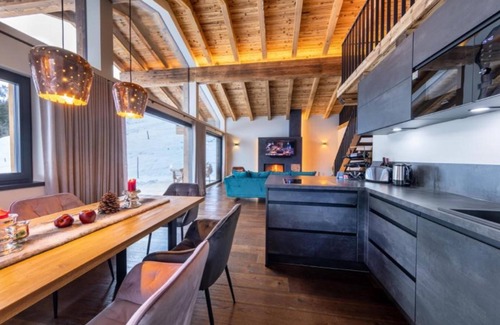 Sankt Johann in Tirol Chalet De Esquí | Luxury chalet with swimming pond and sauna