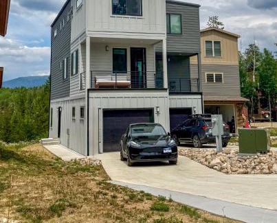 Fraser Casa | Luxury Chalet 851 I Great Views I Best Price I Discounted Attractions