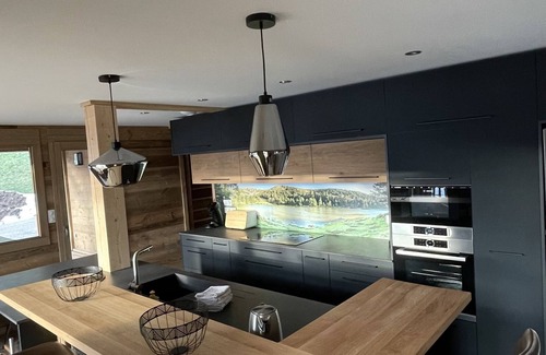 Travexin Chalet De Esquí | Luxury chalet with SPA area and 90 m2 room for family celebrations,