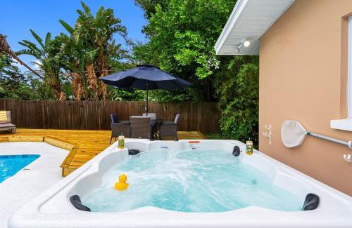 Clearwater Casa | Luxury Clearwater Villa with Pool, Hot Tub, Games and More