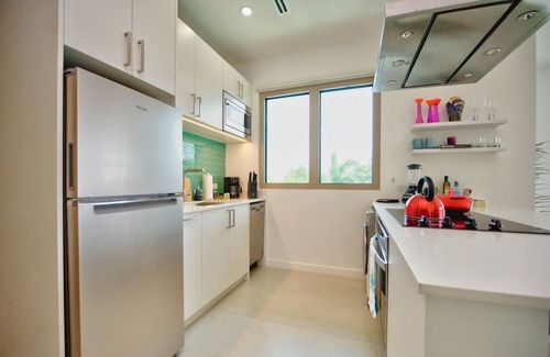Grand Harbour Condominio | Luxury Condo at Harbour Walk Residences in Grand Cayman.Welcome to Paradise!