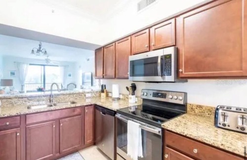 Lakewood Ranch Condominio | Luxury Condo in Upscale Lakewood National Golf Community Experience the Best