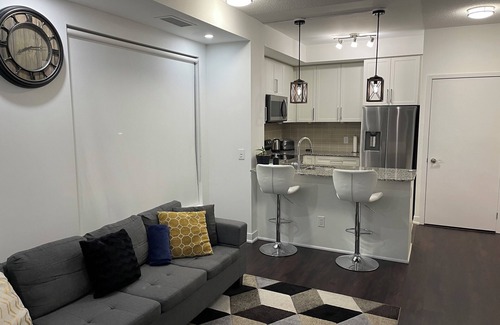 Mount Pleasant Condominio | Luxury Condo minutes from Airport and Casino with breath taking views