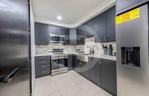 Saint Andrew Apartamento | Luxury Condo - pool in Kingston - G28