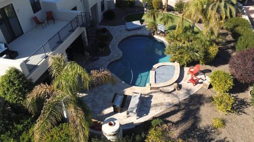 Fountain Hills Casa | Luxury Contemporary Sanctuary w Pool and Views