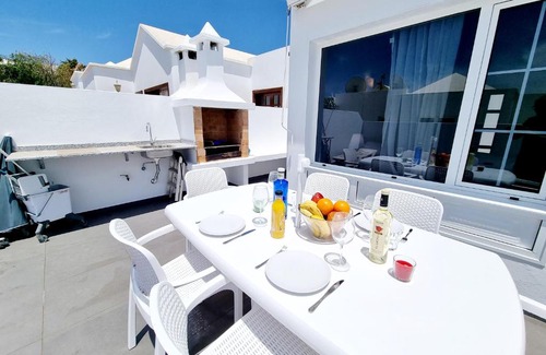 Playa Honda Apartamento | Luxury Coral Beach first line of the sea