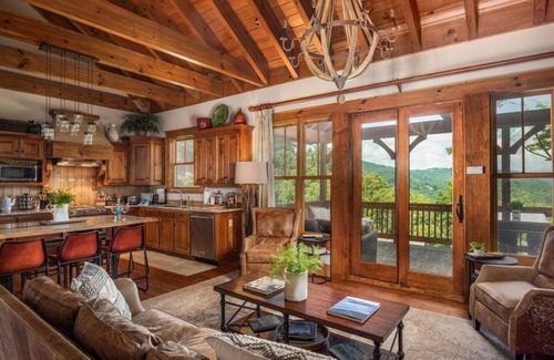 Boone Casa | Luxury Cottage-Amazing Views, Hot Tub, Game Room, Blue Ridge Mountain Club