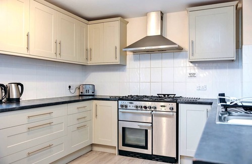Craven Arms Cabaña | Casa de lujo con piscina y tenis, Sin depósito